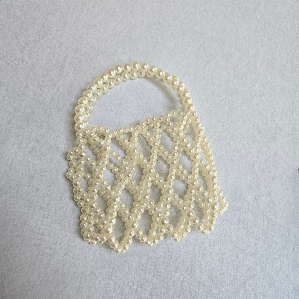 Elegant Pearl Beaded Handbag